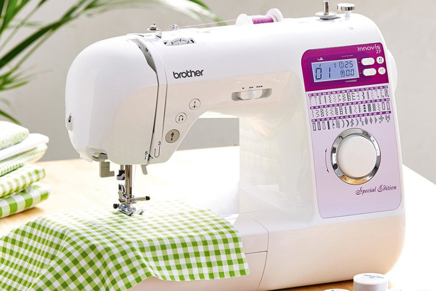 Top 10 Best Sewing Machines Reviews & Guide