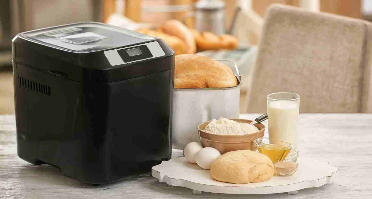 The 9 Best Bread Makers Machines of 2021 Reviews & Buyer’s Guide
